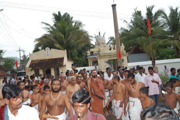 Vallur Visit