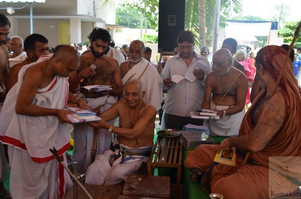 Pushkaram-Kovuru-Vidwat-Sadas