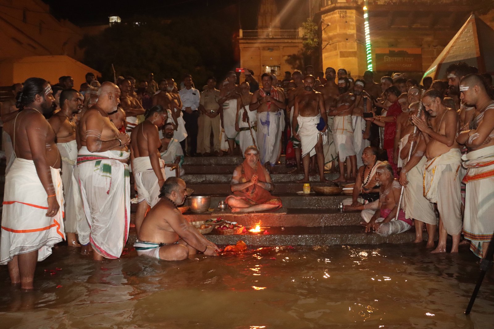 Dakshinayana Punya Kalam in river Ganga at Kashi