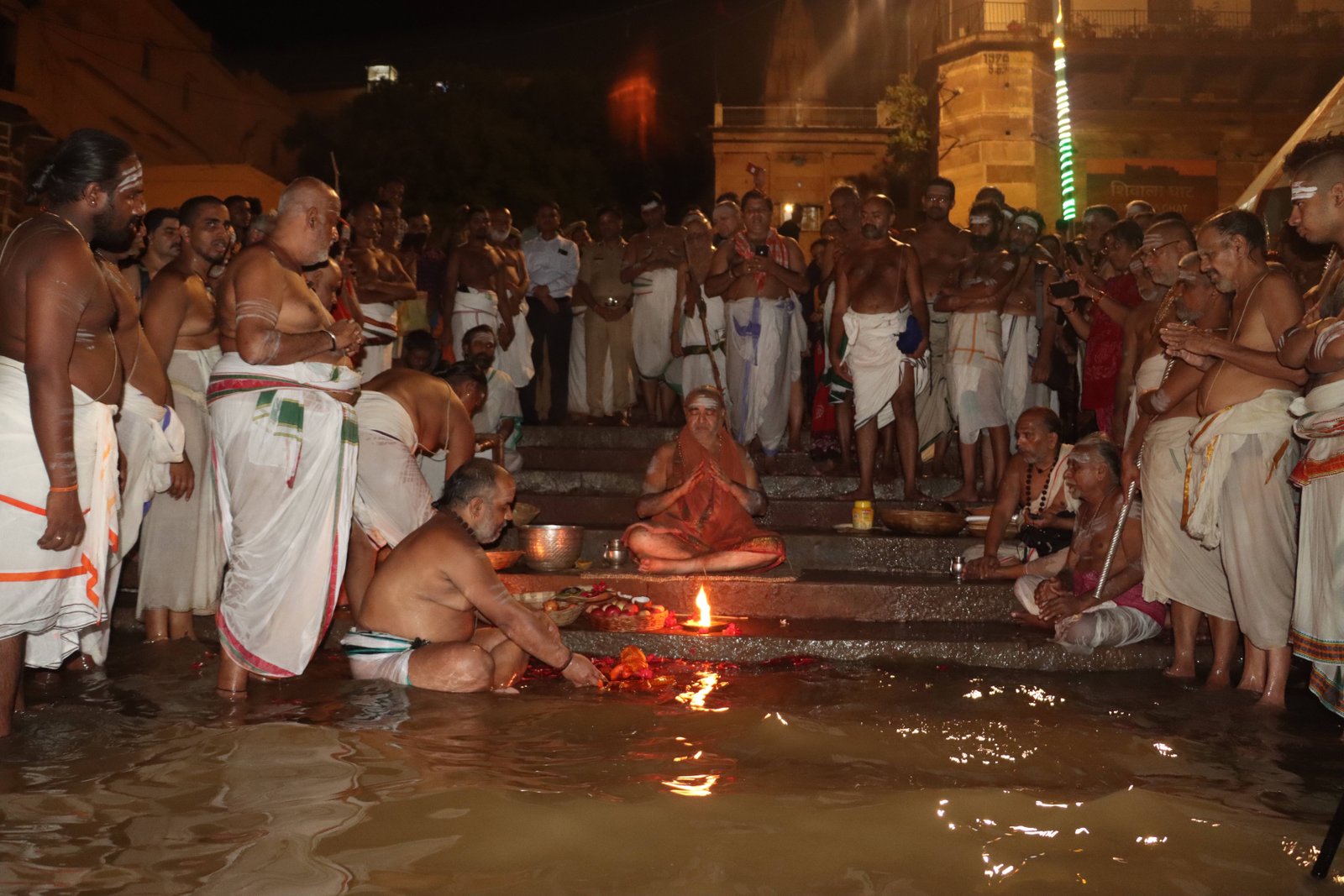 Dakshinayana Punya Kalam in river Ganga at Kashi