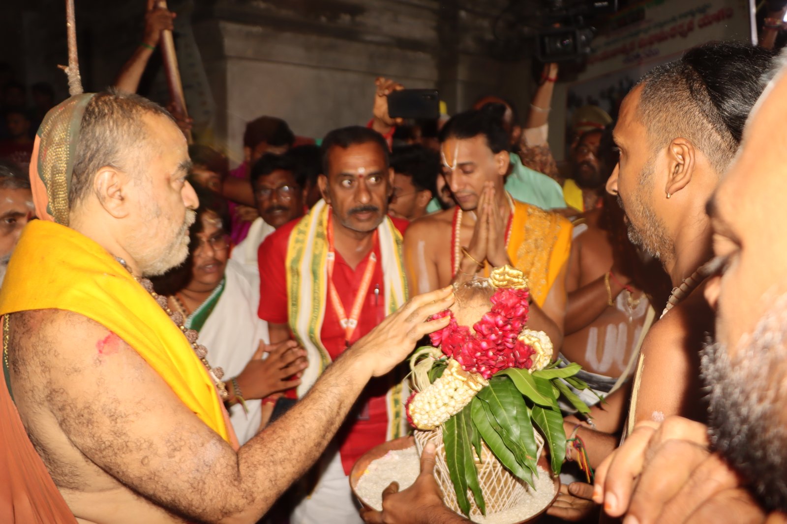 Shankaracharya visit Naimisharanya Balaji Mandir