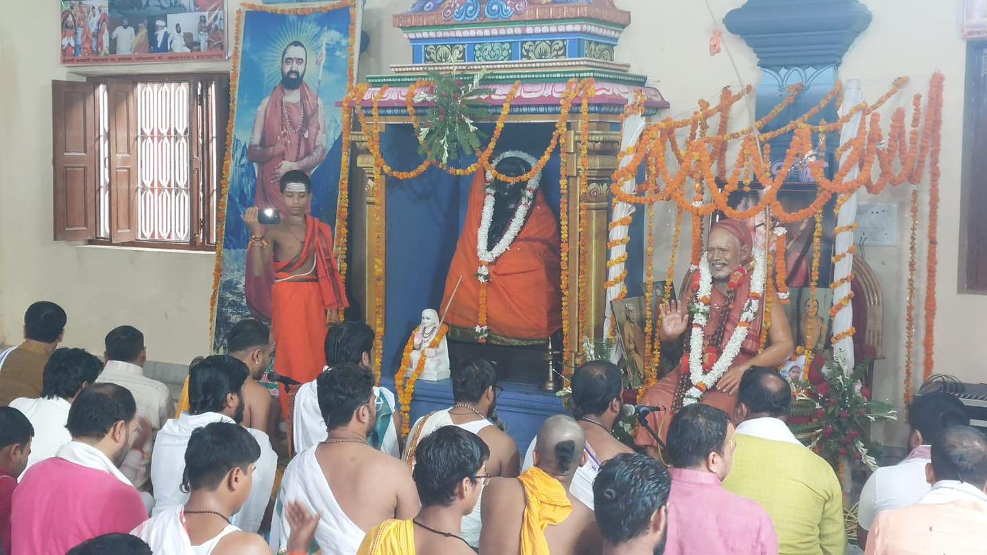 Pujyashri Jayendra Saraswathi Swamiji's Jayanti Mahotsavam celebrated at Ayodhya