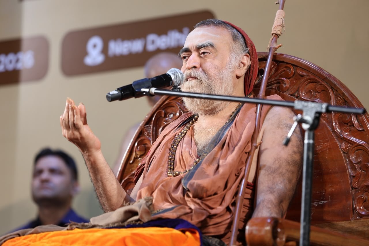 Anugraha Bhashan of Pujya Kanchi Shankaracharya Swamiji at India Foundation,  New Delhi