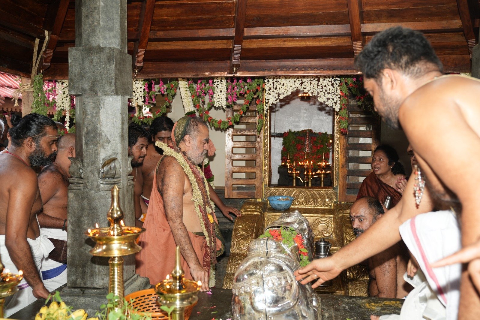 Pujya Shankaracharya Swamiji - Visesha pujas-events