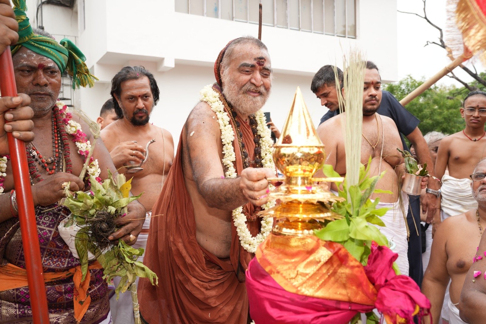 Pujya Shankaracharya Swamiji - Visesha pujas-events