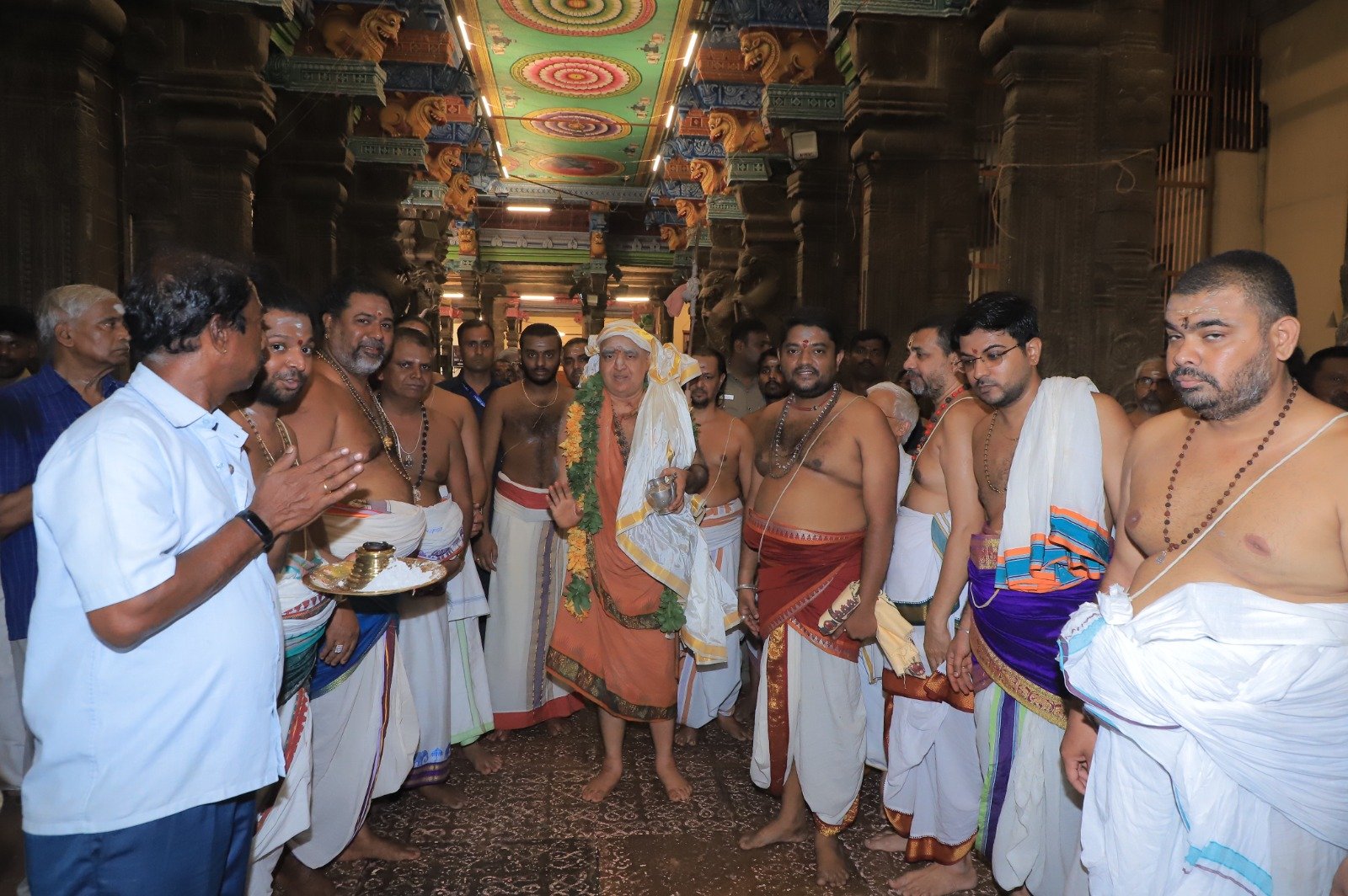 Pujya Shankaracharya Swamiji’s Visit to Sri Sundareswara Swami Sannidhi - Madurai Meenakshi Amman Temple Pujya Shankaracharya Swamiji’s Visit to Sri Sundareswara Swami Sannidhi - Madurai Meenakshi Amman Temple