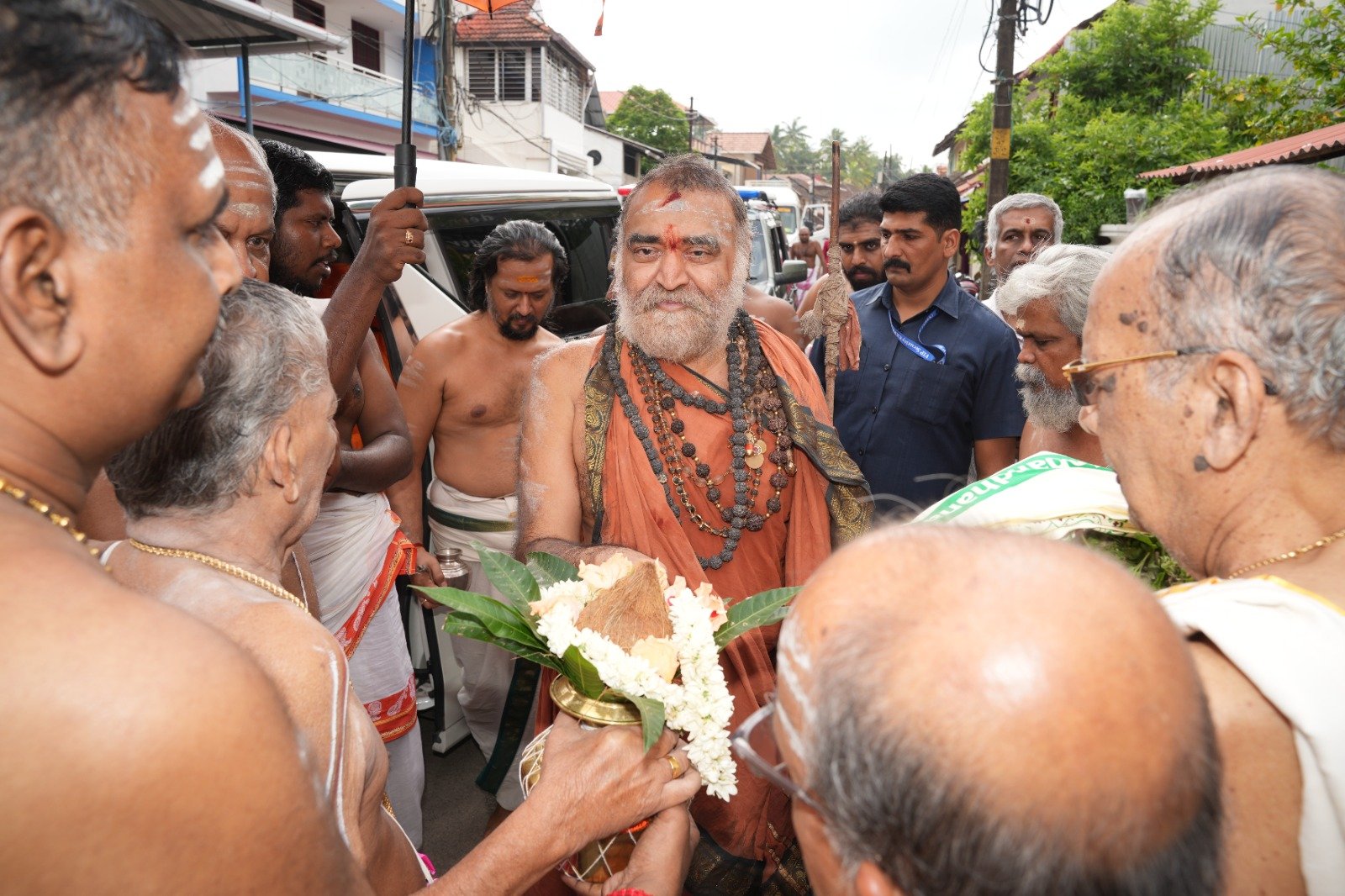Pujya Shankaracharya Swamiji - Visesha pujas-events