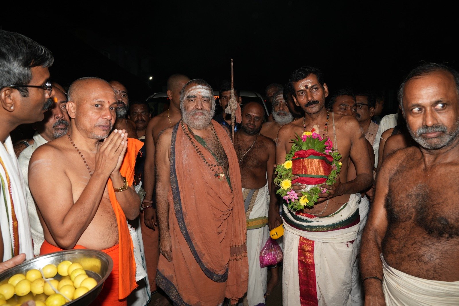 Śrī Emoor Bhagavathi Temple at Kallekkulangara, Akathethara, Palakkad - Pujya Kanchi Shankaracharya Swamiji's visit 