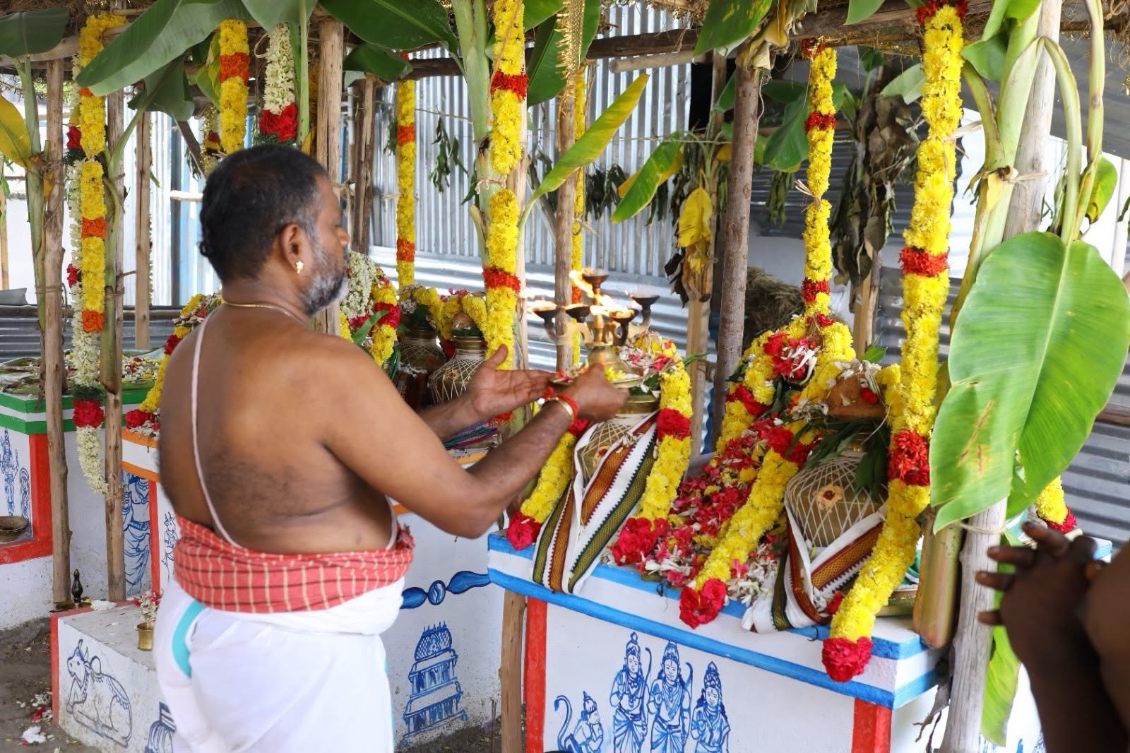 Sharan Navaratri Mahotsavam at Upanishad Brahmendra Matam